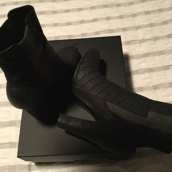 Booties - Picture 4 of 8